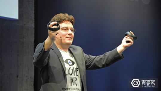 Palmer-Luckey-input-devices-oculus1