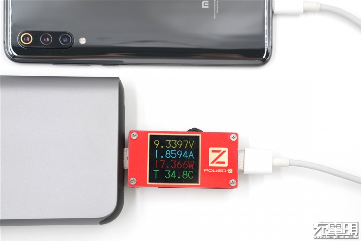 百瓦三口快充强如魔王 绿巨能100W PD笔记本移动电源评测