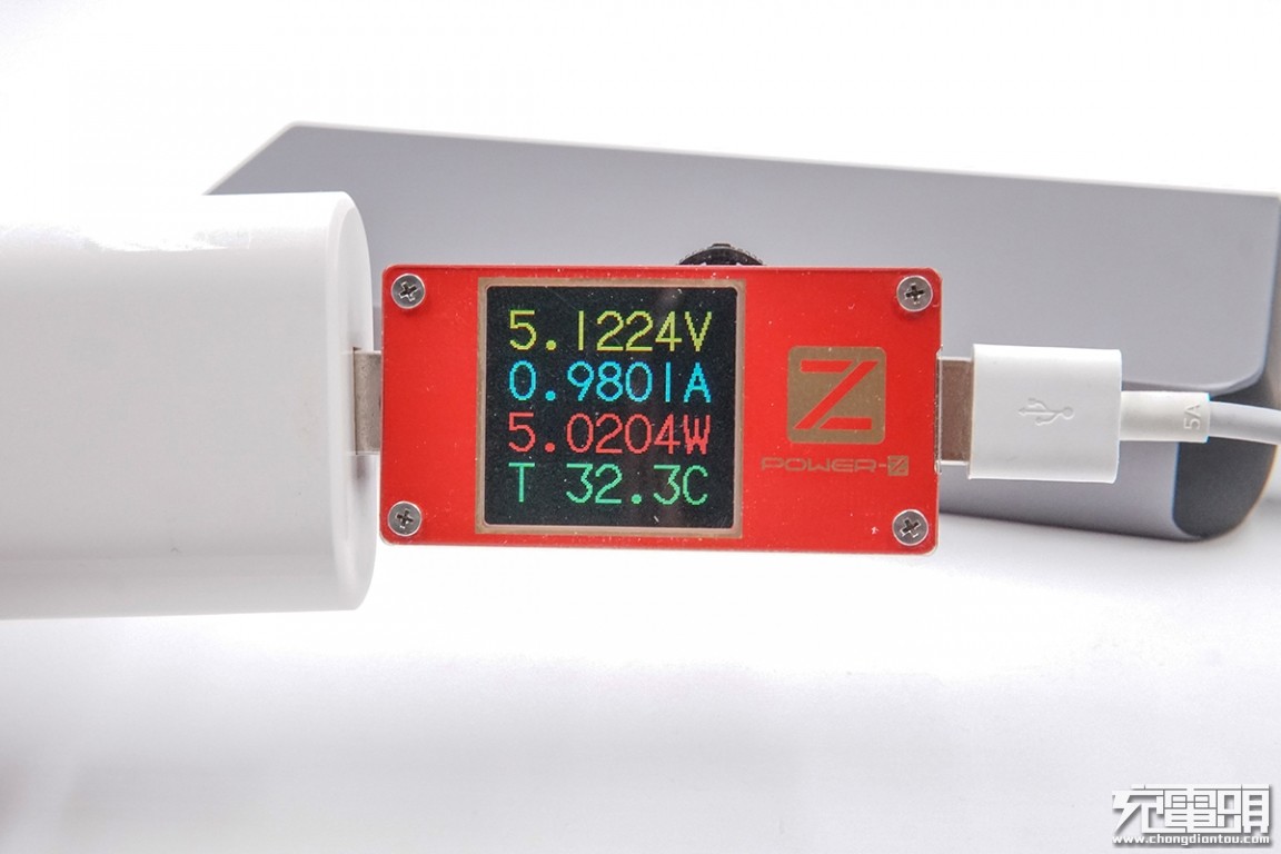 百瓦三口快充强如魔王 绿巨能100W PD笔记本移动电源评测